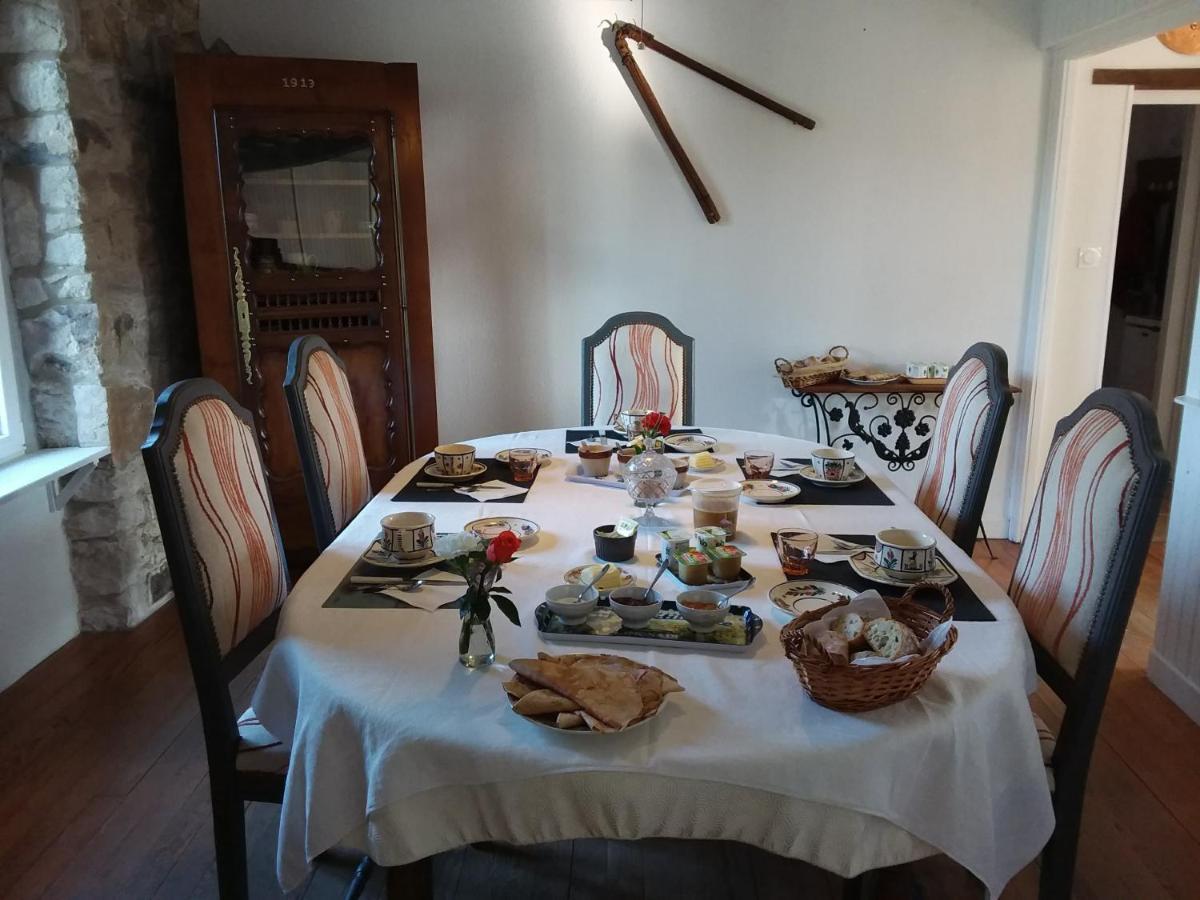 Les Chambres De Marie Le Saint Bagian luar foto